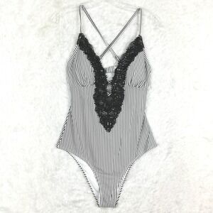 Cupshe‎ Womens Swimsuit One Piece Plunging V Neck Wish You Well Lace XL New